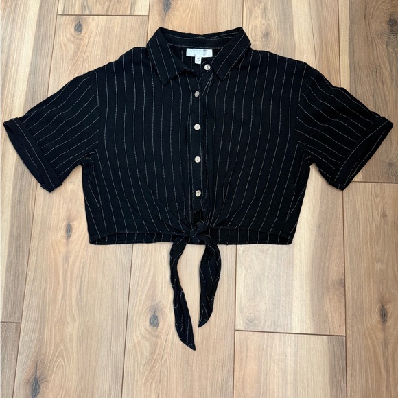 Charlotte Avery 2-Piece Black Pinstripe Set Wide Leg Pants + Tie Front Top M - Picture 2 of 5